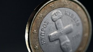 Der Kapitalbedarf der maroden zyprischen Banken ist mit 8,8 Milliarden Euro geringer als bisher angenommen