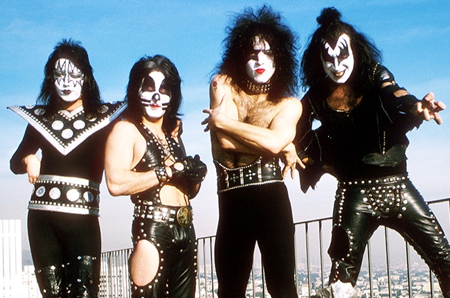 Kiss